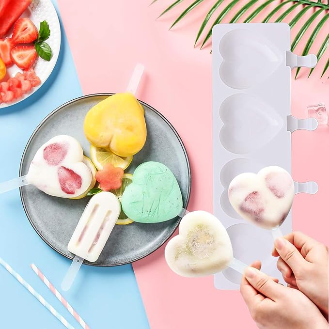 4 Cavity Heart Pattern Ice Cream Mould With 50 Popsicle Stick Set - White