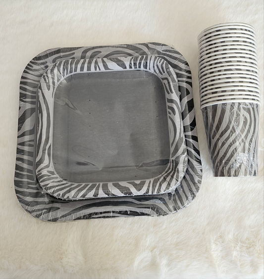 Black and grey Paper Plates