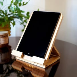 Bamboo tablet stand